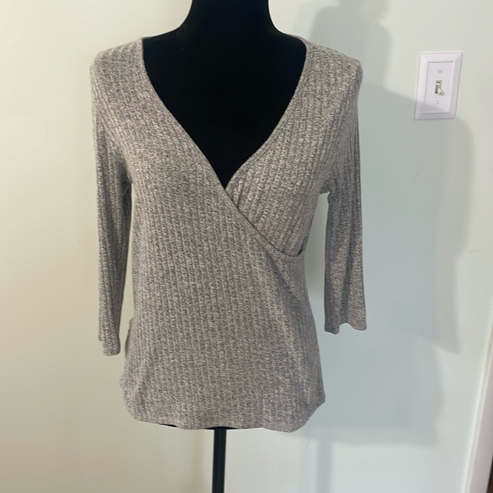 Women’s ribbed cross over blouse size large Wantable